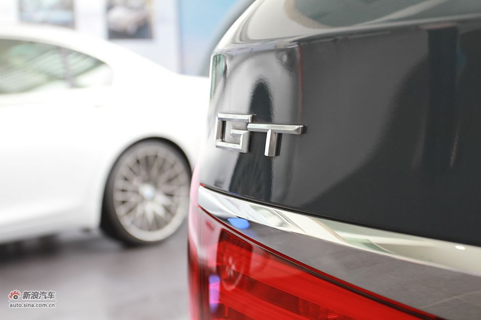 5ϵGT 535i