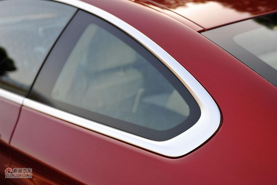 20126ϵCoupe