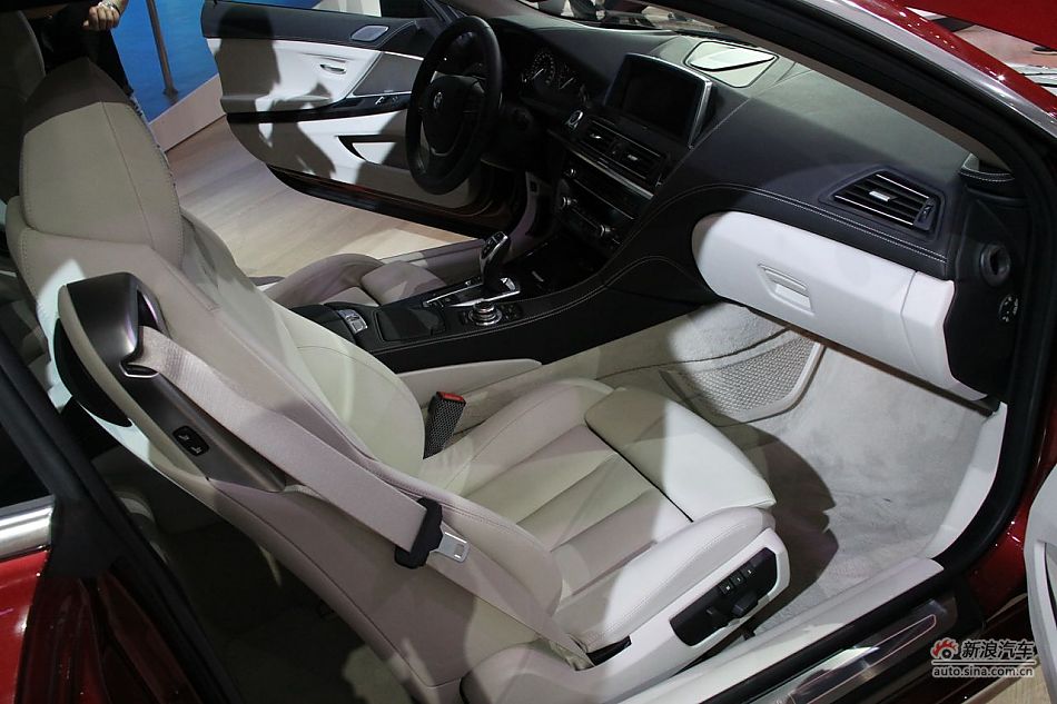 6ϵ Coupe