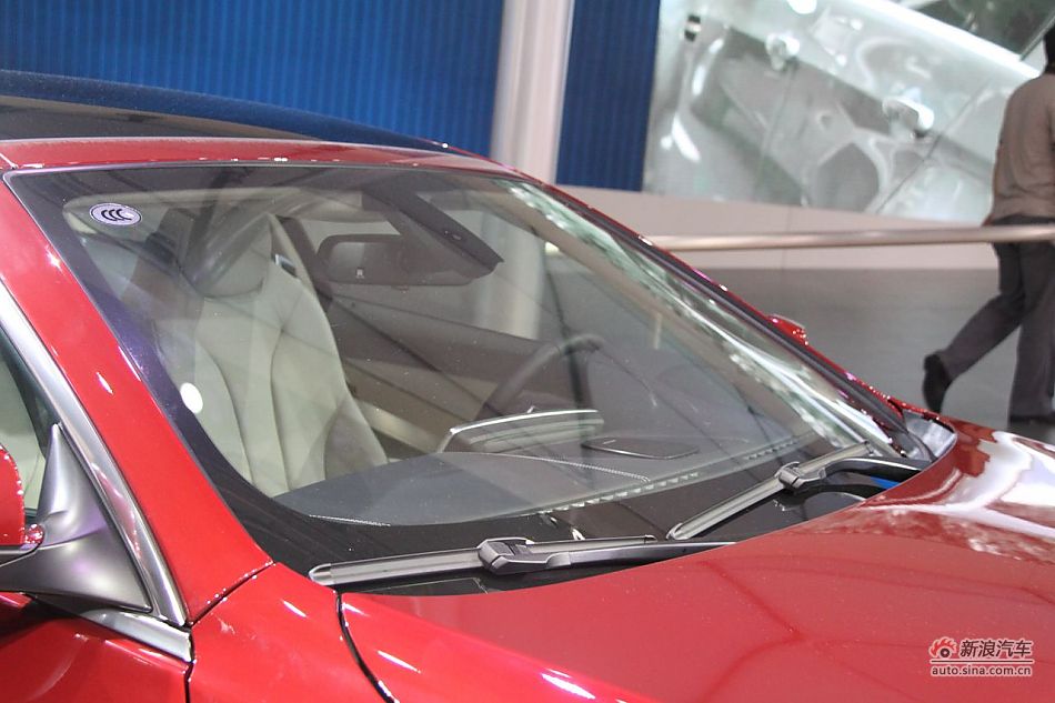 6ϵ Coupe