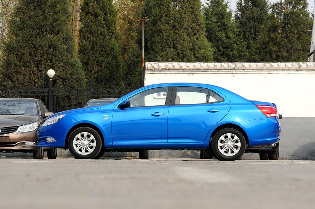 2013 1.5L MT Ӣ 