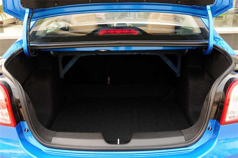2013 1.5L MT Ӣ 