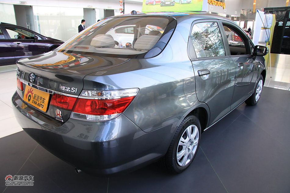 2011S1 1.3LԶʰ