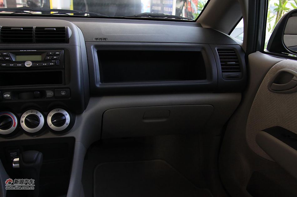 2011S1 1.3LԶʰ