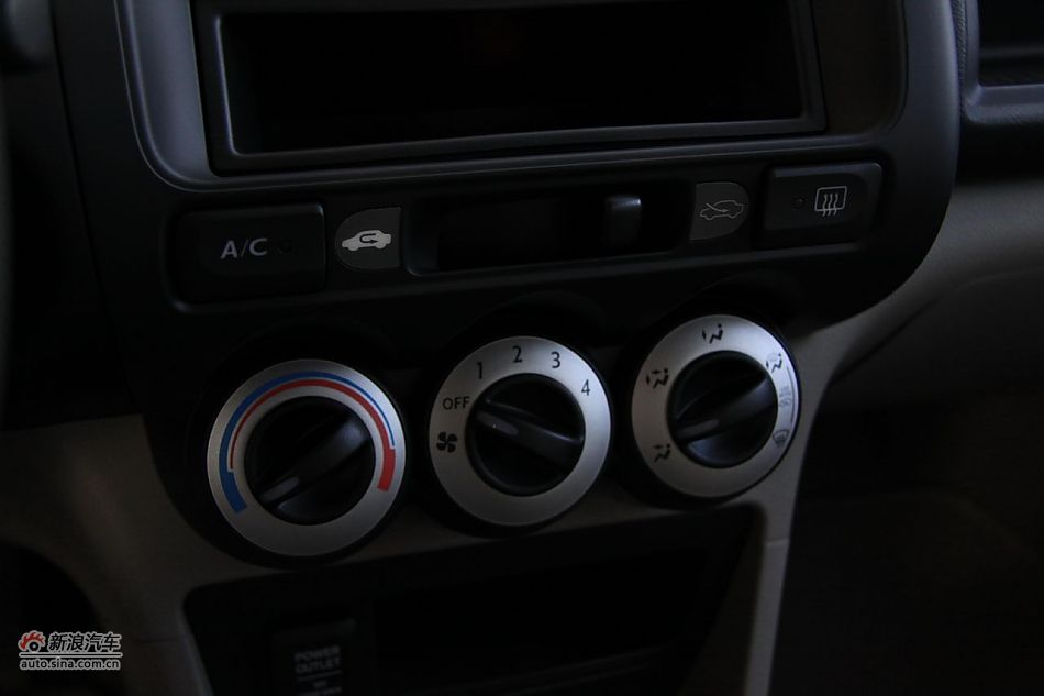 2011S1 1.3LԶʰ