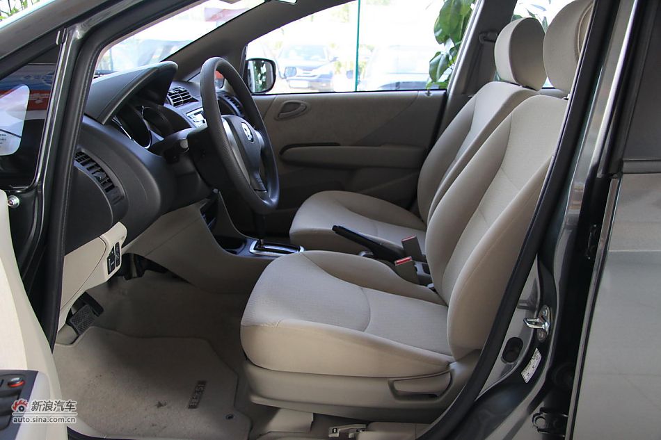 2011S1 1.3LԶʰ