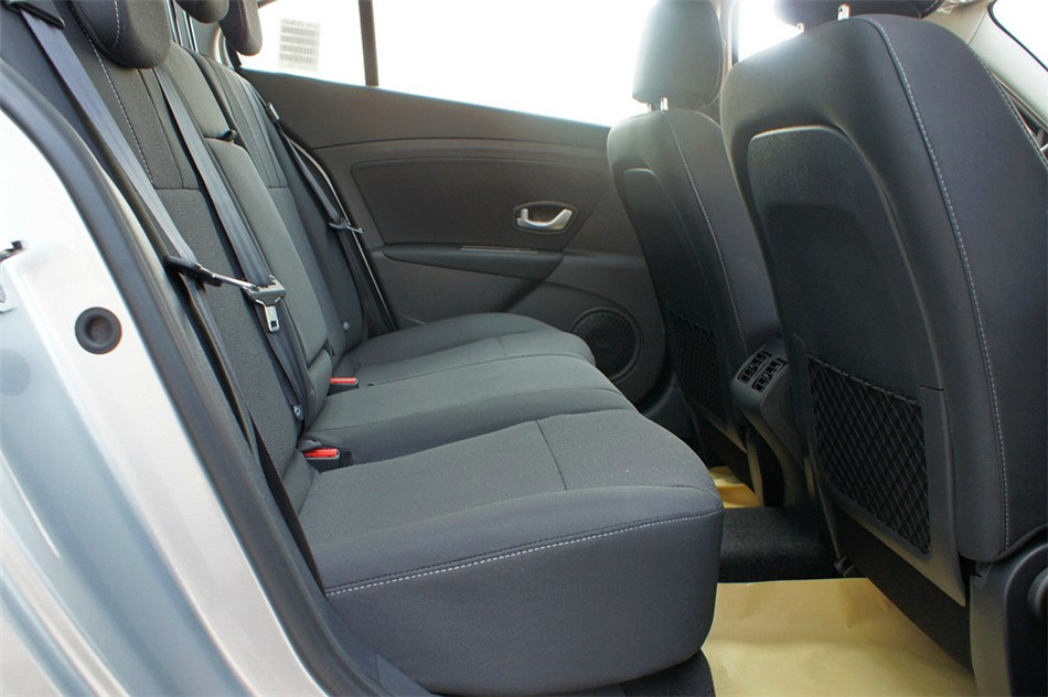  2013 2.0L CVT ׼ ռ
