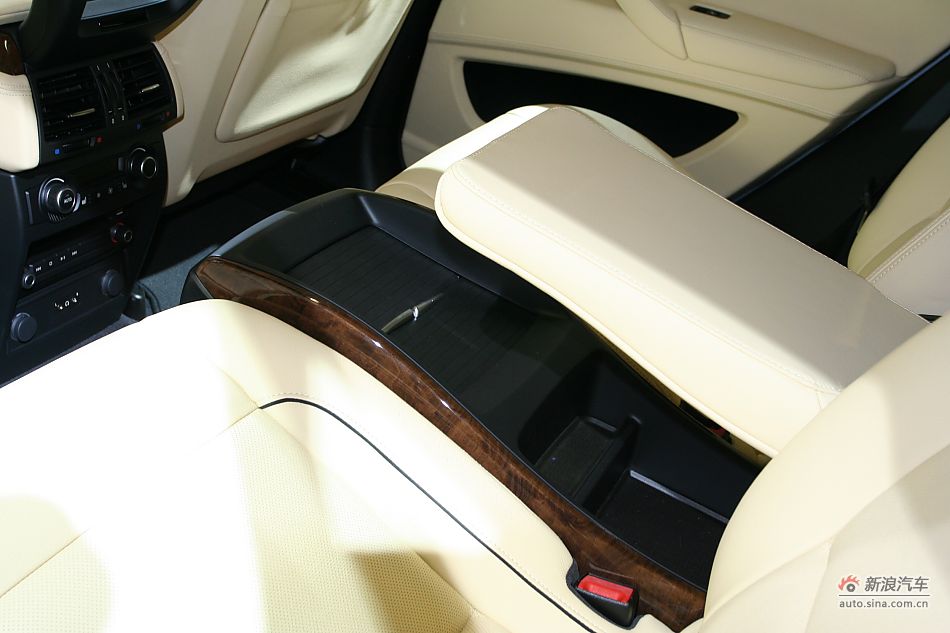 BMWActiveHybridX6