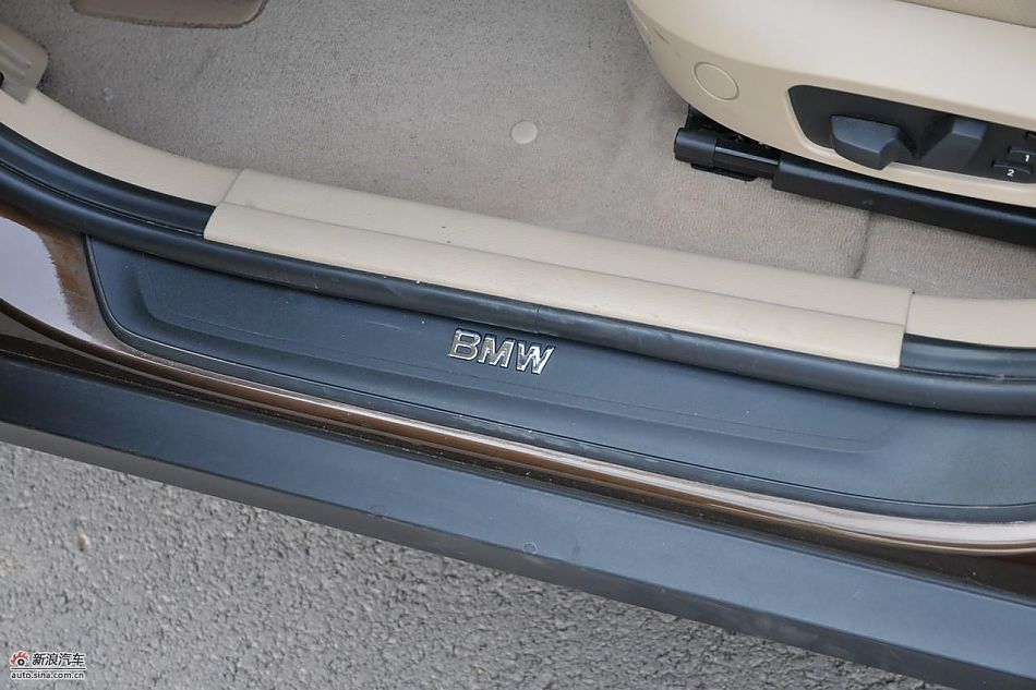 X1 xDrive28iʵ