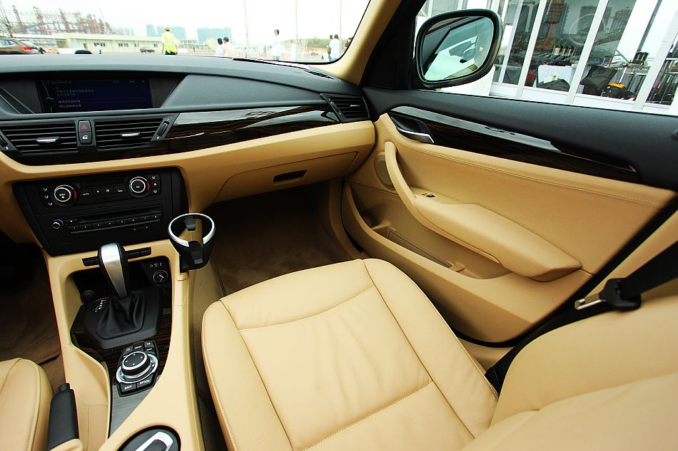 BMW X1 xDrive28iͼƬ