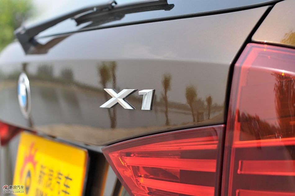 X1 xDrive28iʵ