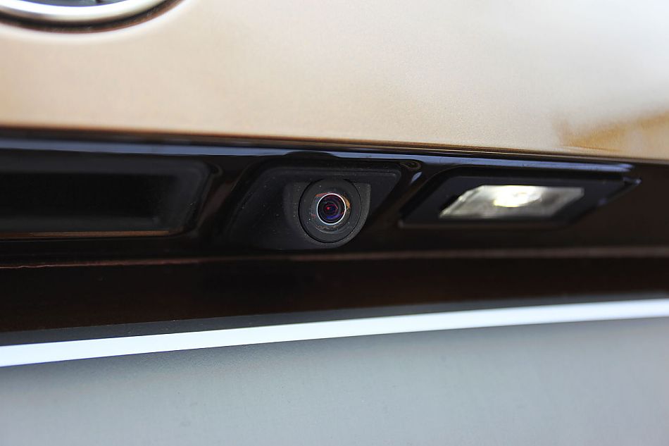 X1 xDrive28iͼƬ