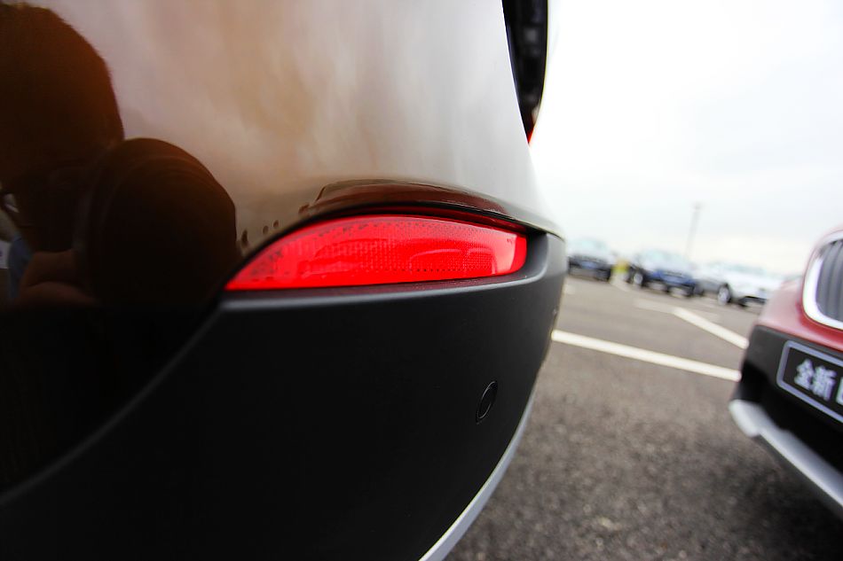 X1 xDrive28iͼƬ