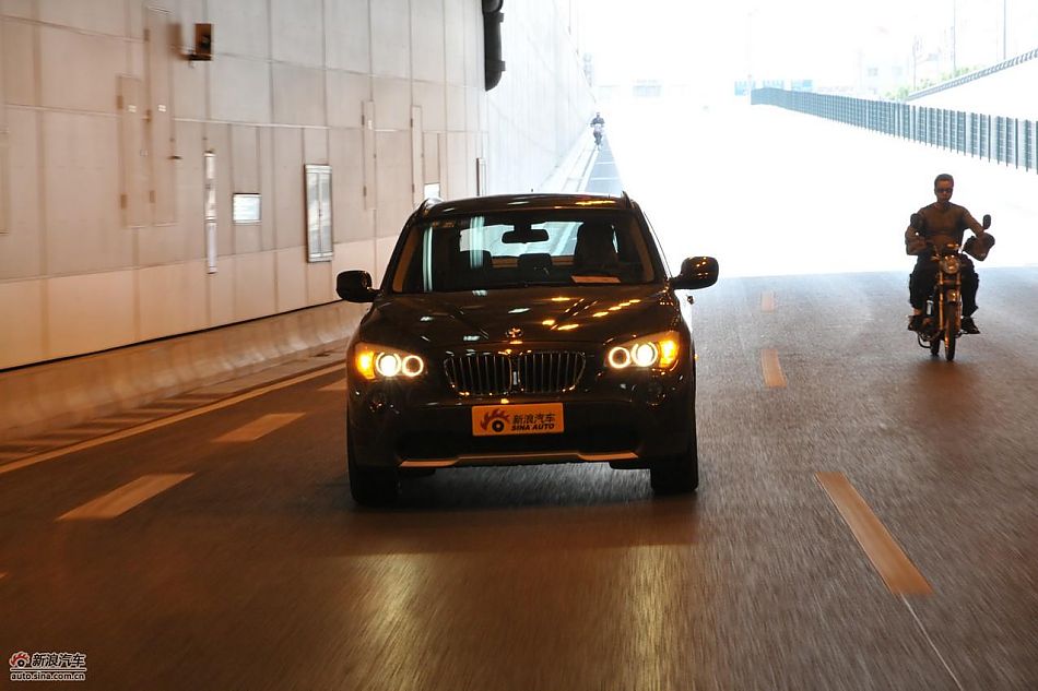 X1 XDrive28iԳ̬ʵ