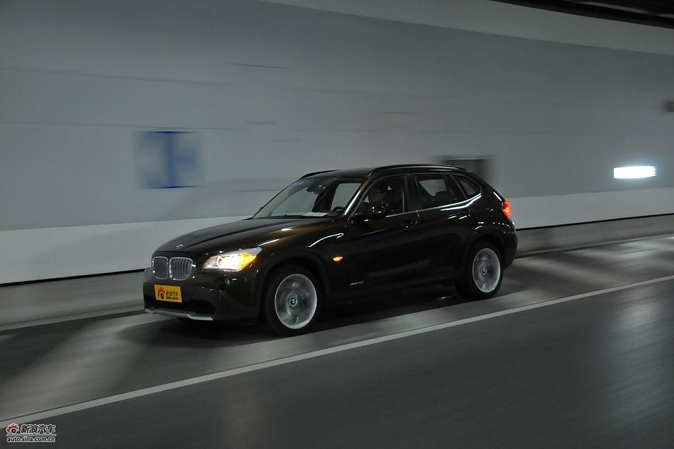 X1 XDrive28iԳ̬ʵ