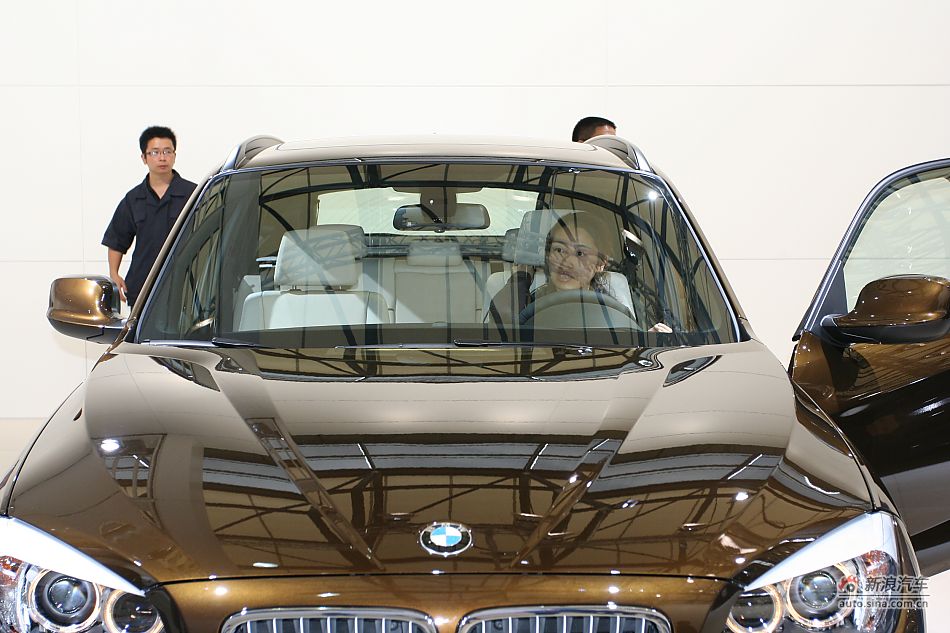 BMWX1xDrive28i