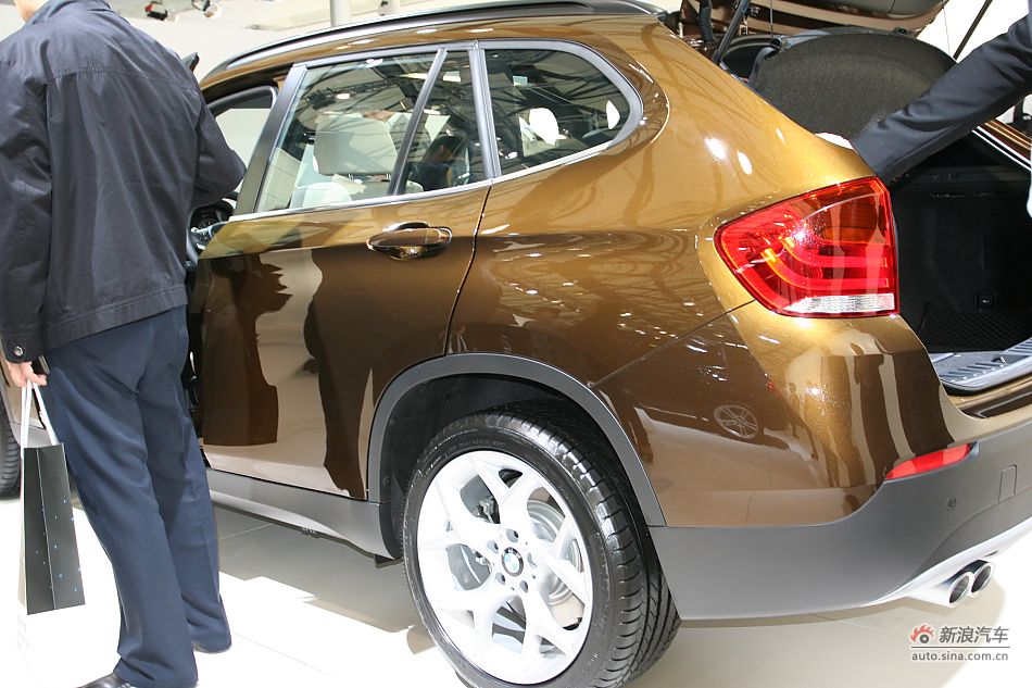 BMWX1xDrive28i