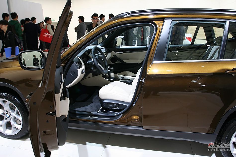 BMWX1xDrive28i