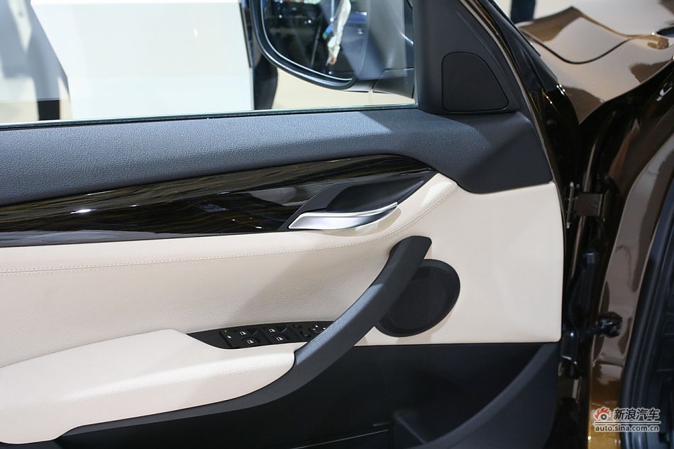 BMWX1xDrive28i