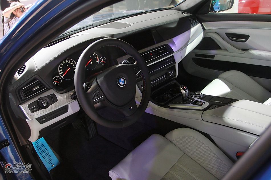 ȫ±M5