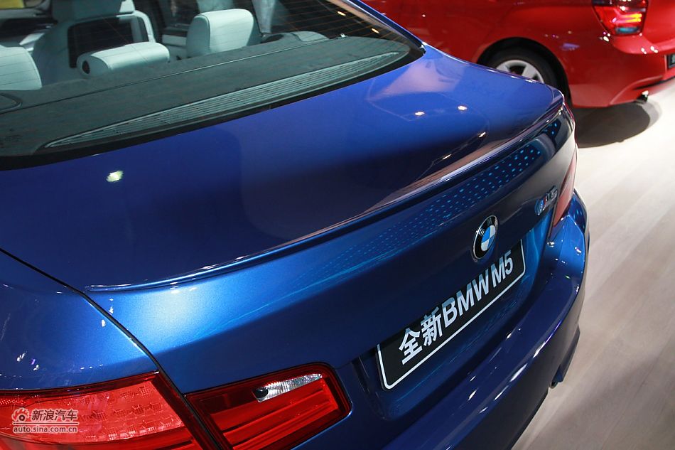 ȫ±M5