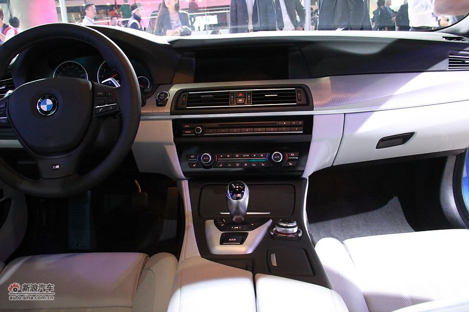 ȫ±M5