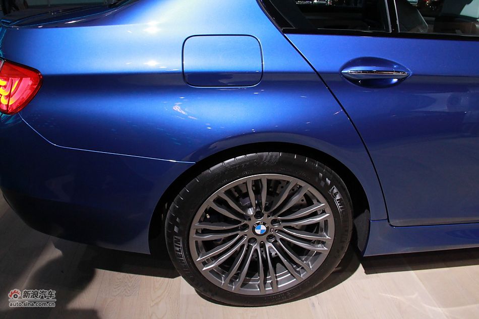 ȫ±M5