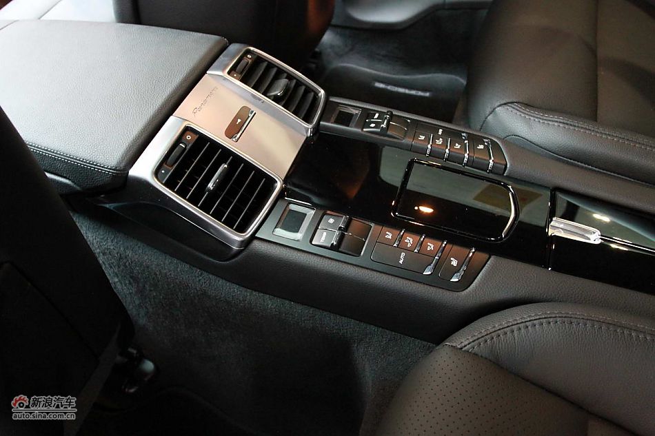2010ʱPanamera 4