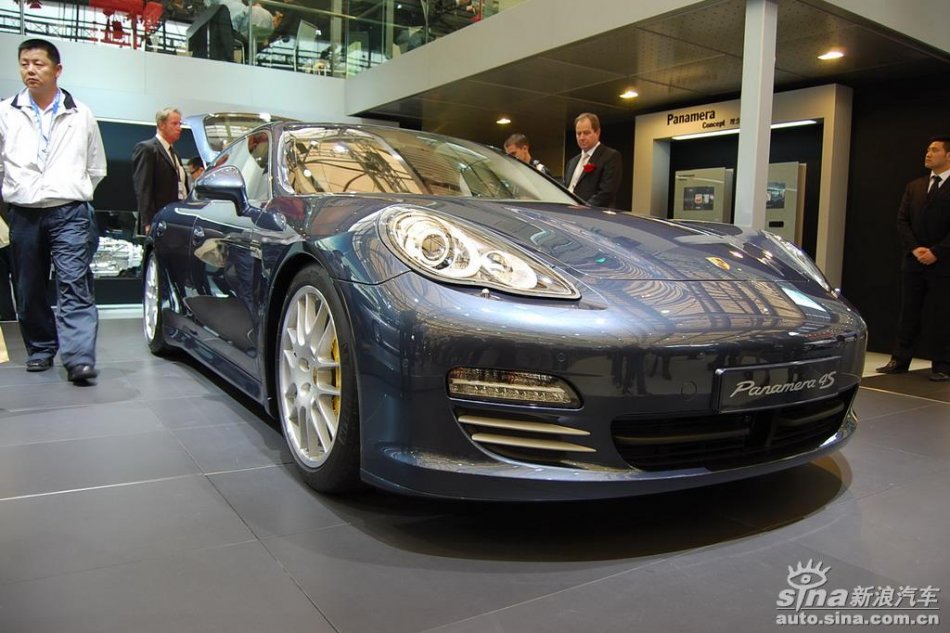 Panamera 4S