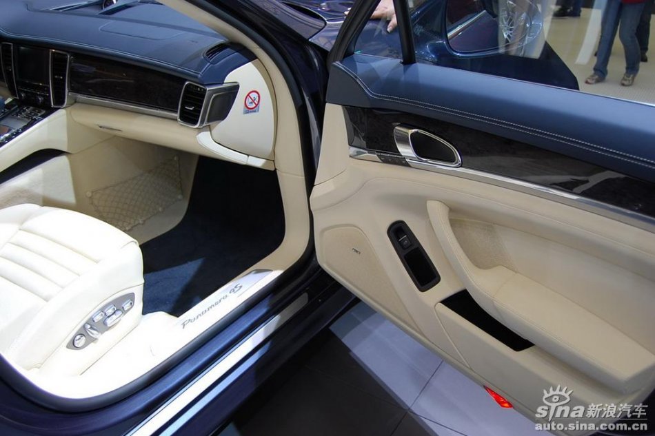 Panamera 4S