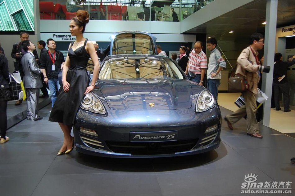 Panamera 4S