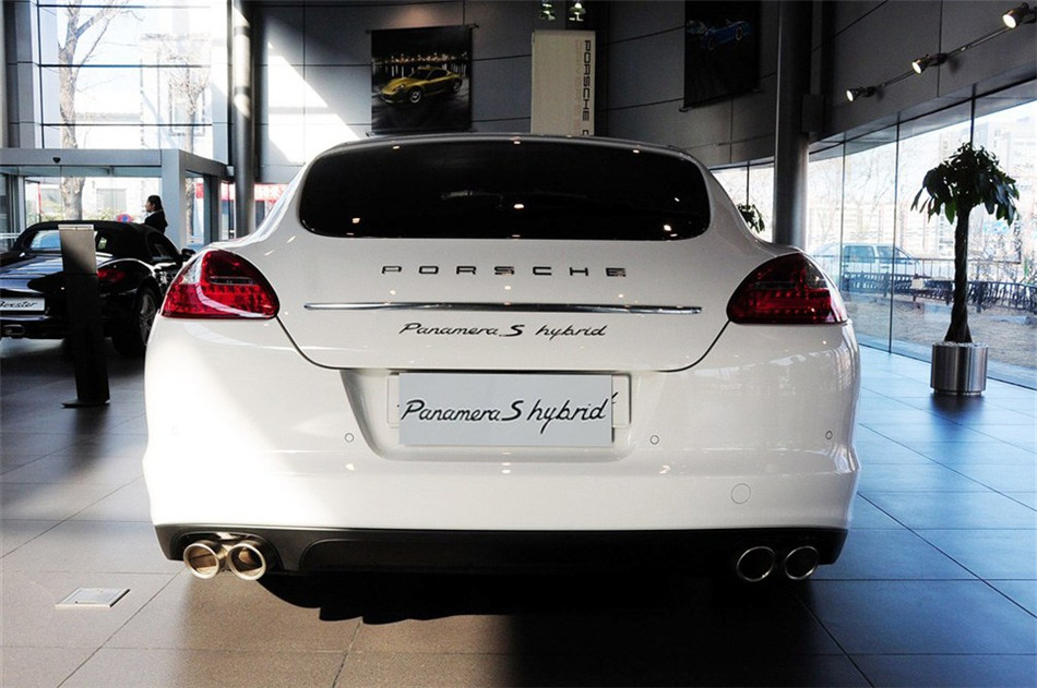 2012 ʱ Panamera S Hybrid 3.0T