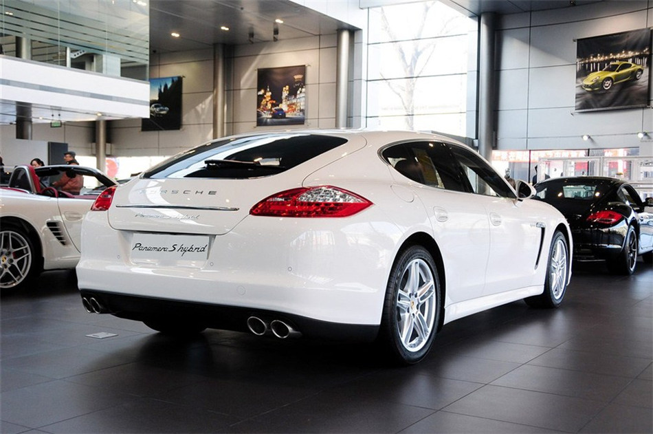 2012 ʱ Panamera S Hybrid 3.0T