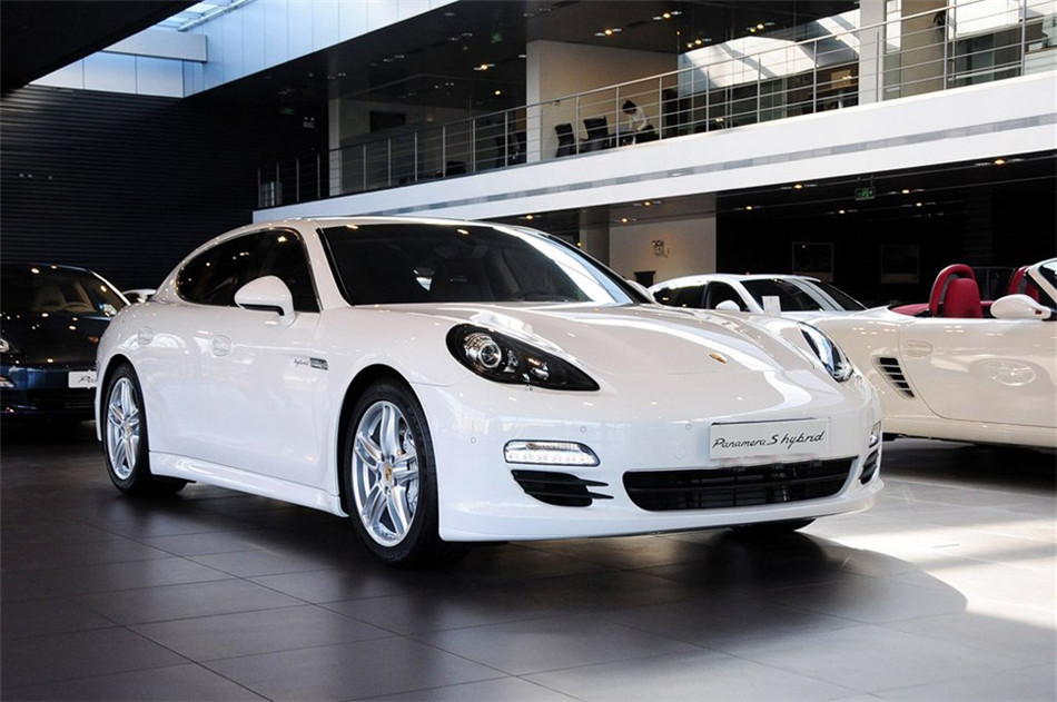 2012 ʱ Panamera S Hybrid 3.0T