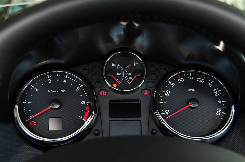 2013207CC 1.6LԶʱ