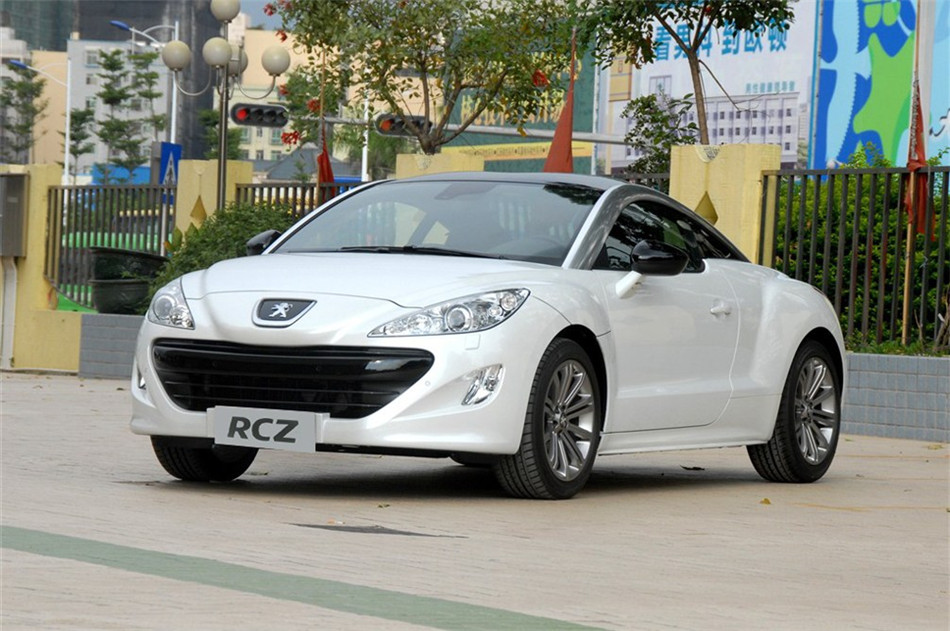 2011RCZ˶