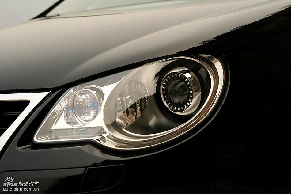 08EOS