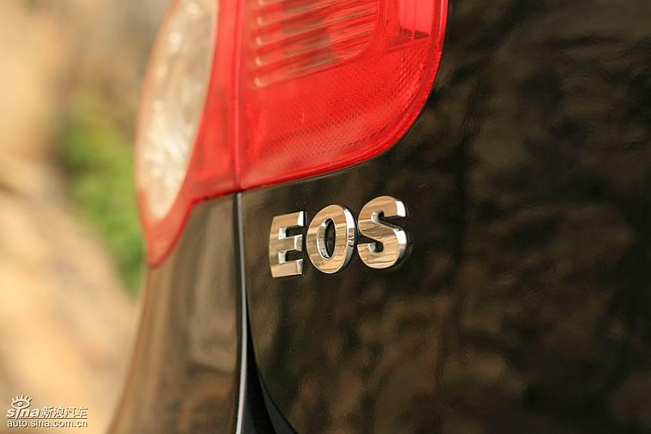 08EOS