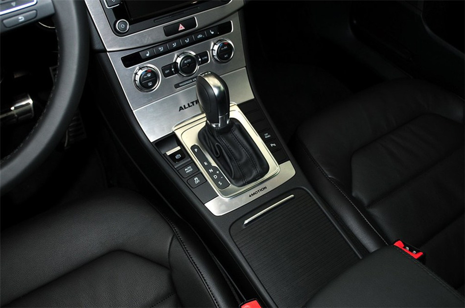 2012а2.0TSIԶ