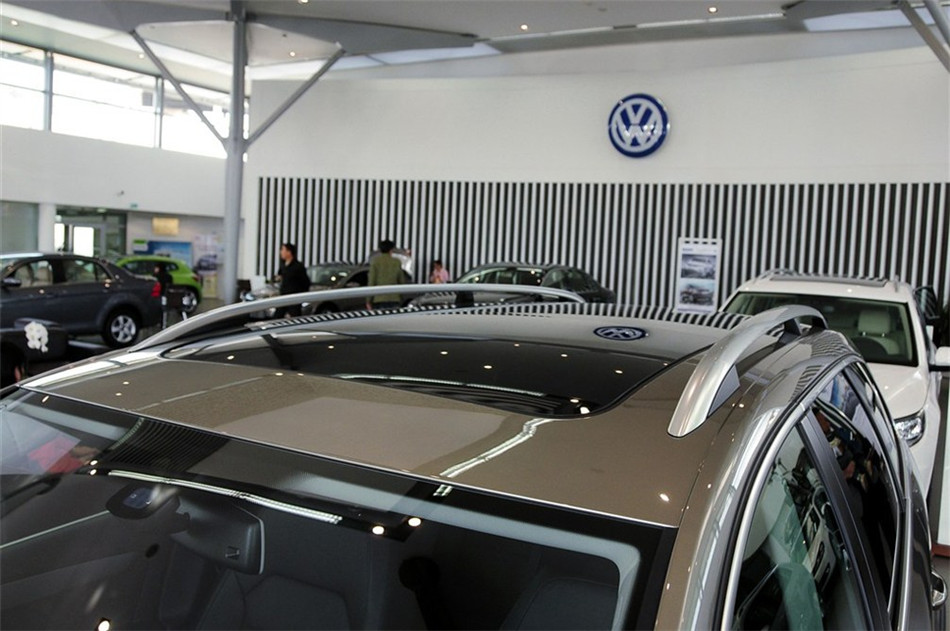 2012а2.0TSIԶ
