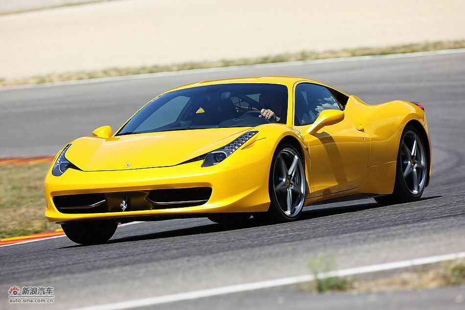 458ITALIAۼ̬
