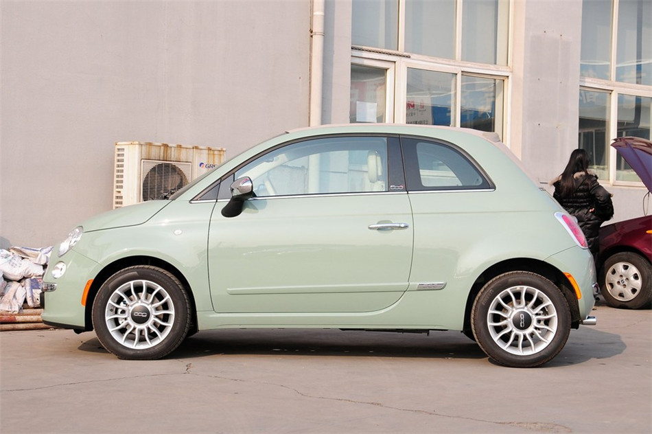 500 2012 1.4L AT  