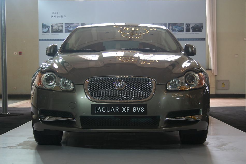 ݱJAGUAR XF SV8