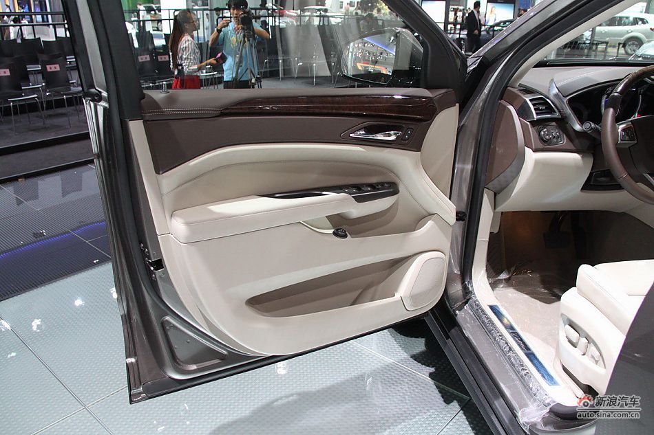 2012SRX