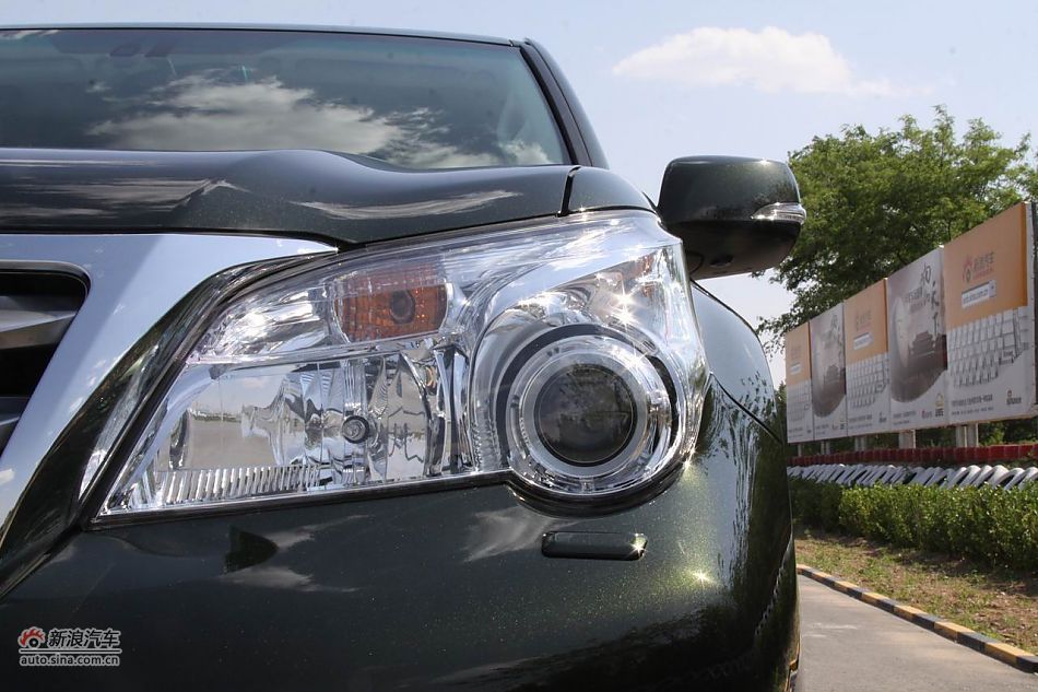 2010׿˹GX460