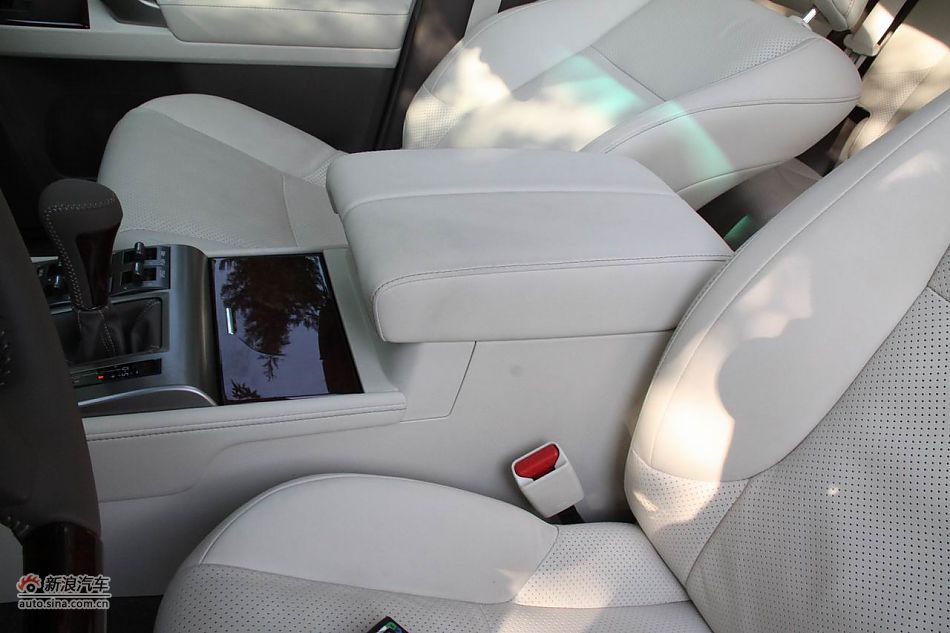 2010׿˹GX460οռ