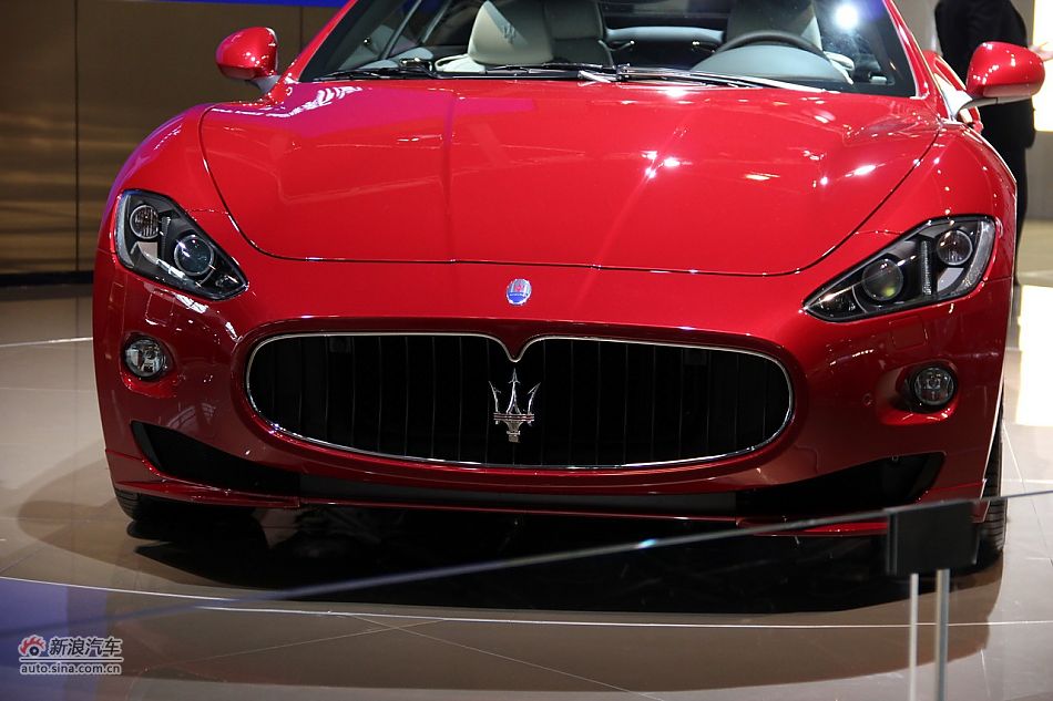 ɯGranCabrio Sport