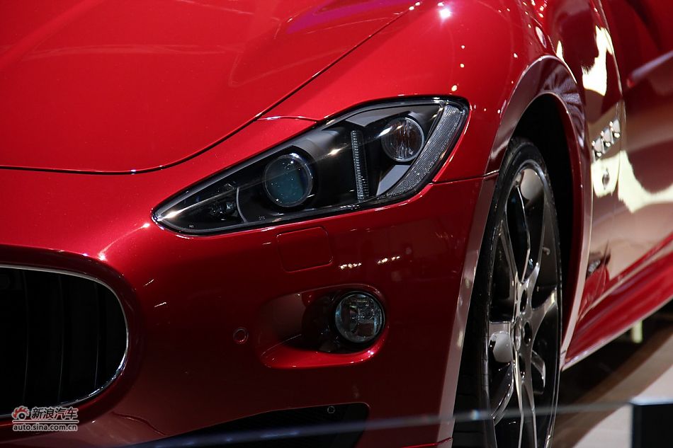 ɯGranCabrio Sport