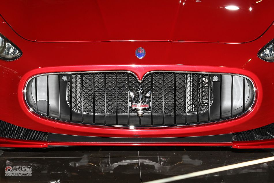 ɯGranCabrio Sport