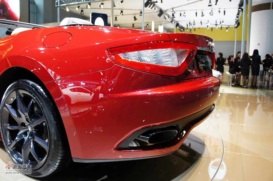 ɯGranCabrio Sport